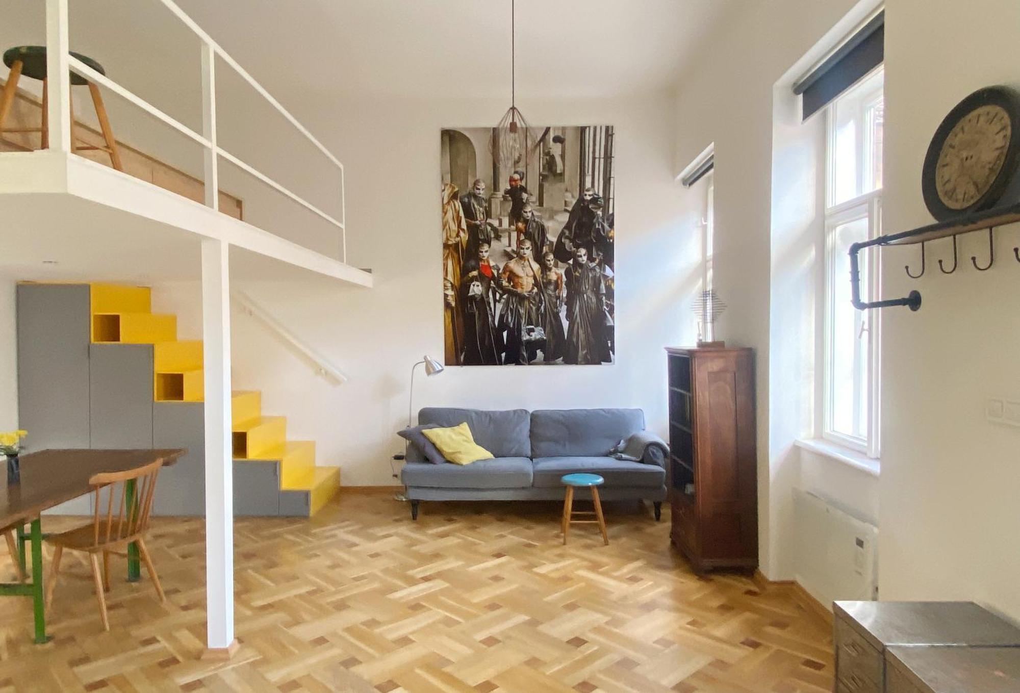 Atelier 7 / Stylish, Bright, Quiet Apartment Budapest