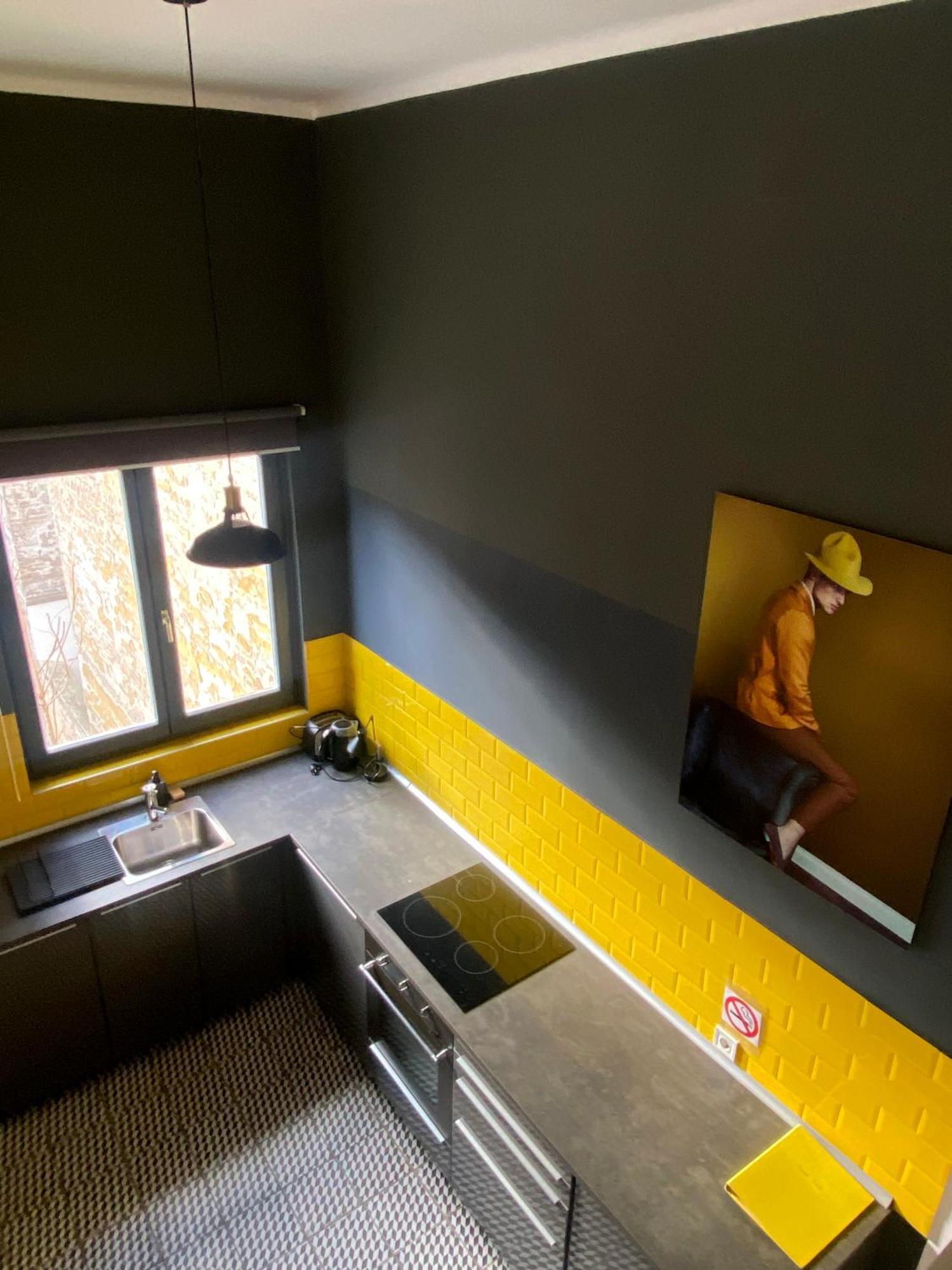 Atelier 7 / Stylish, Bright, Quiet